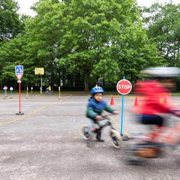 fête du vélo 2024 à l'école Léon Grimault circuit de pratique du vélo le photographe ambulant à Rennes