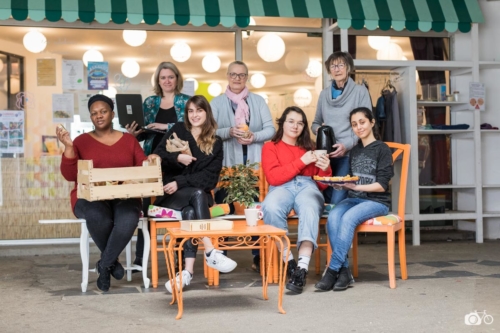 FRANCE - SOCIAL - LOCAL COMMUNITIES - AU PTIT BLOSNEUR - SHARED KITCHEN
